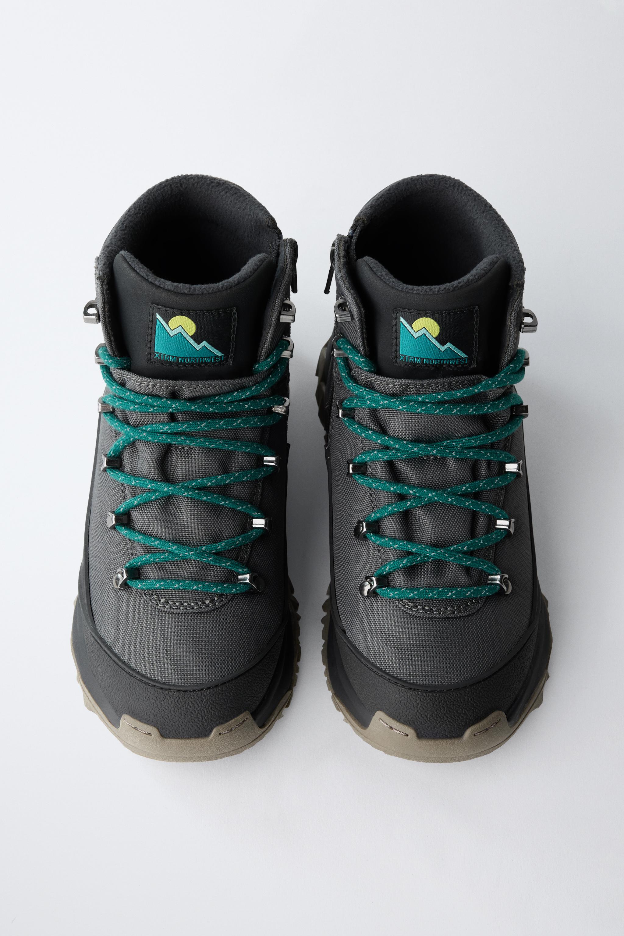 WATER REPELLENT HIKING BOOTS
